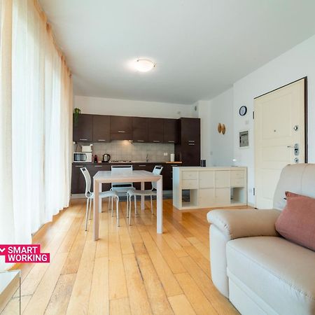 Como Comfort Flat By Wonderful Italy Екстериор снимка