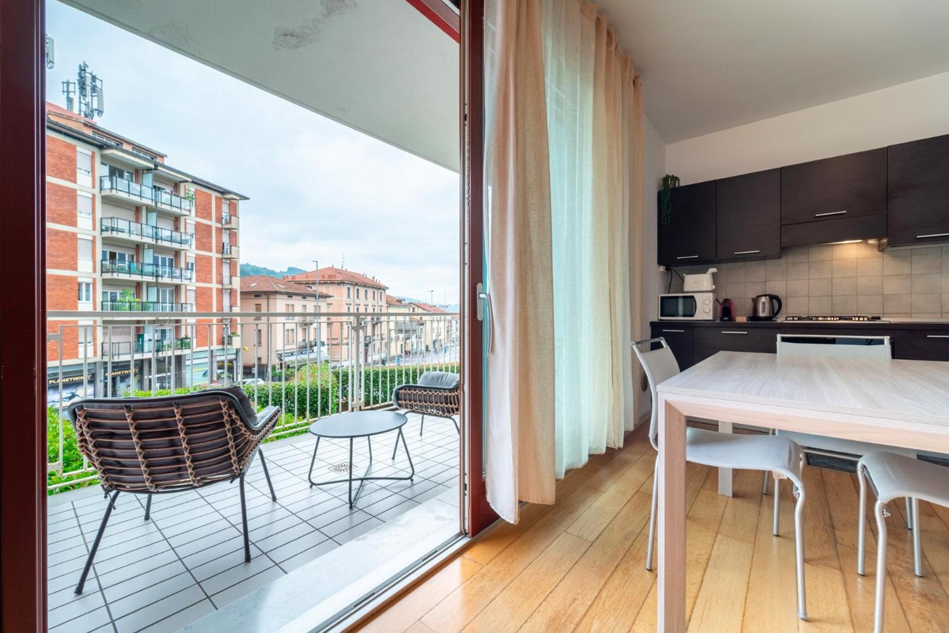 Como Comfort Flat By Wonderful Italy Екстериор снимка